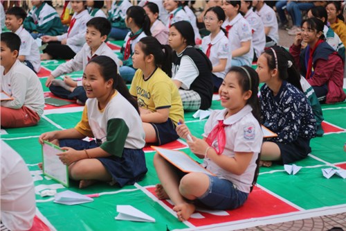 Học sinh hào hứng tham gia Rung chuông vàng